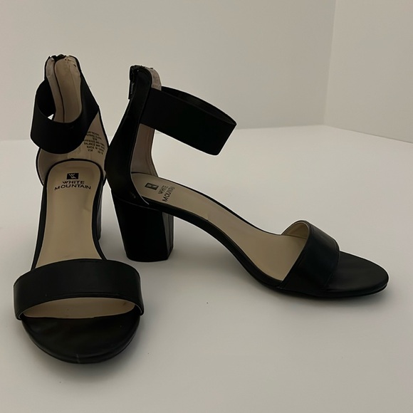 White Mountain Black Women's Sandals Size 8 - Picture 2 of 7